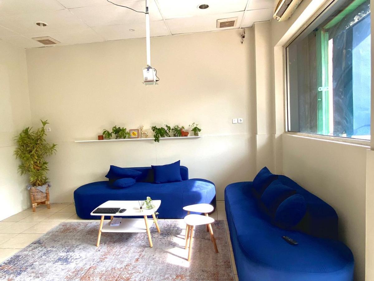 הוסטל ג'קרטה Kos Awany Coliving מראה חיצוני תמונה