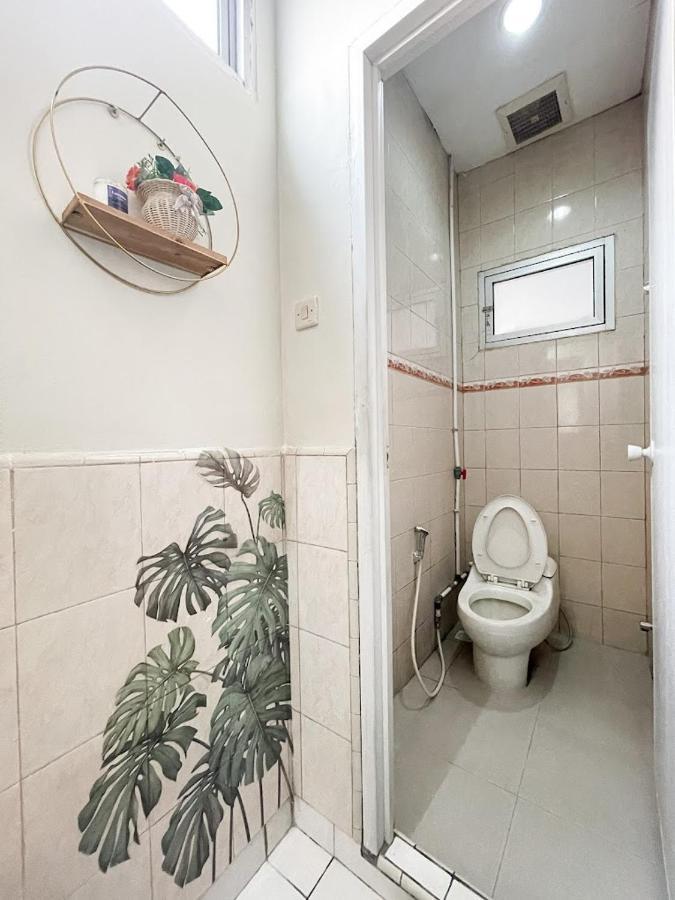 הוסטל ג'קרטה Kos Awany Coliving מראה חיצוני תמונה
